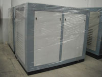 電動(dòng)固定螺桿式空壓機(jī)